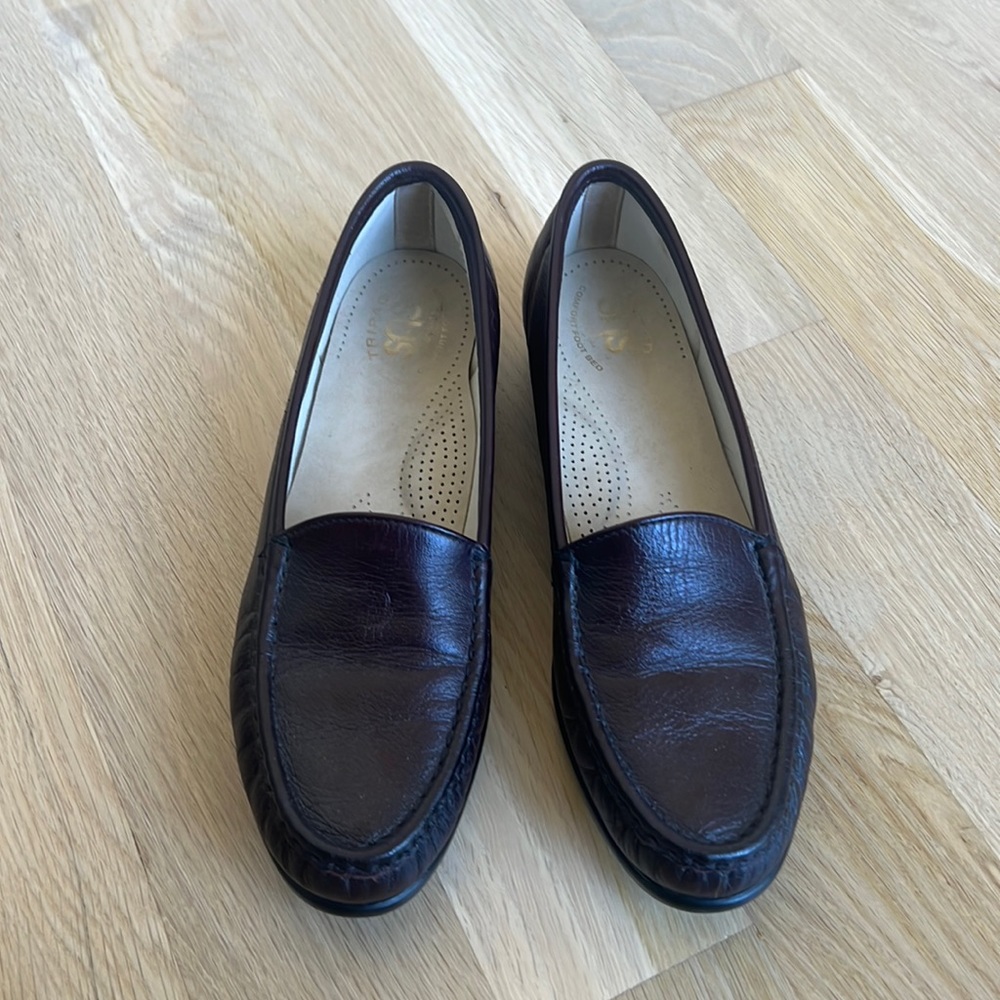 COPY - SAS Tripad comfort shoes burgundy slip on
